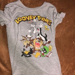 Looney toons t shirt